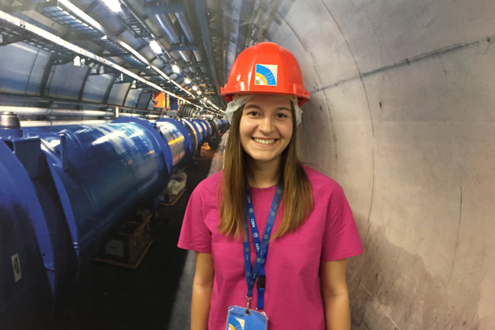 Illustration for news: HSE MIEM Student on Internship at CERN